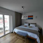 Rosa Hostel São Pedro de Muel