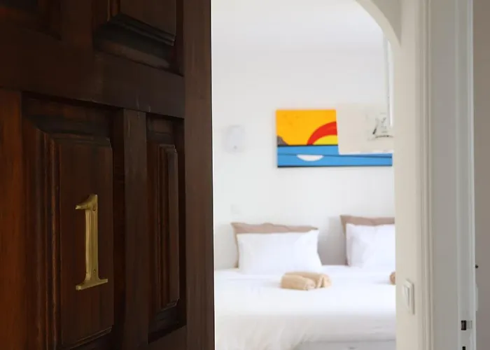 Rosa Ostello São Pedro de Muel