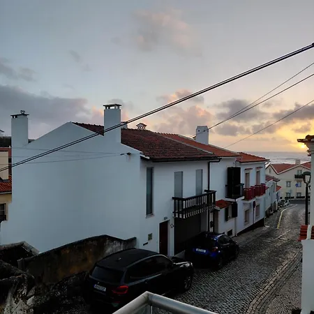Rosa Auberge de jeunesse São Pedro de Muel